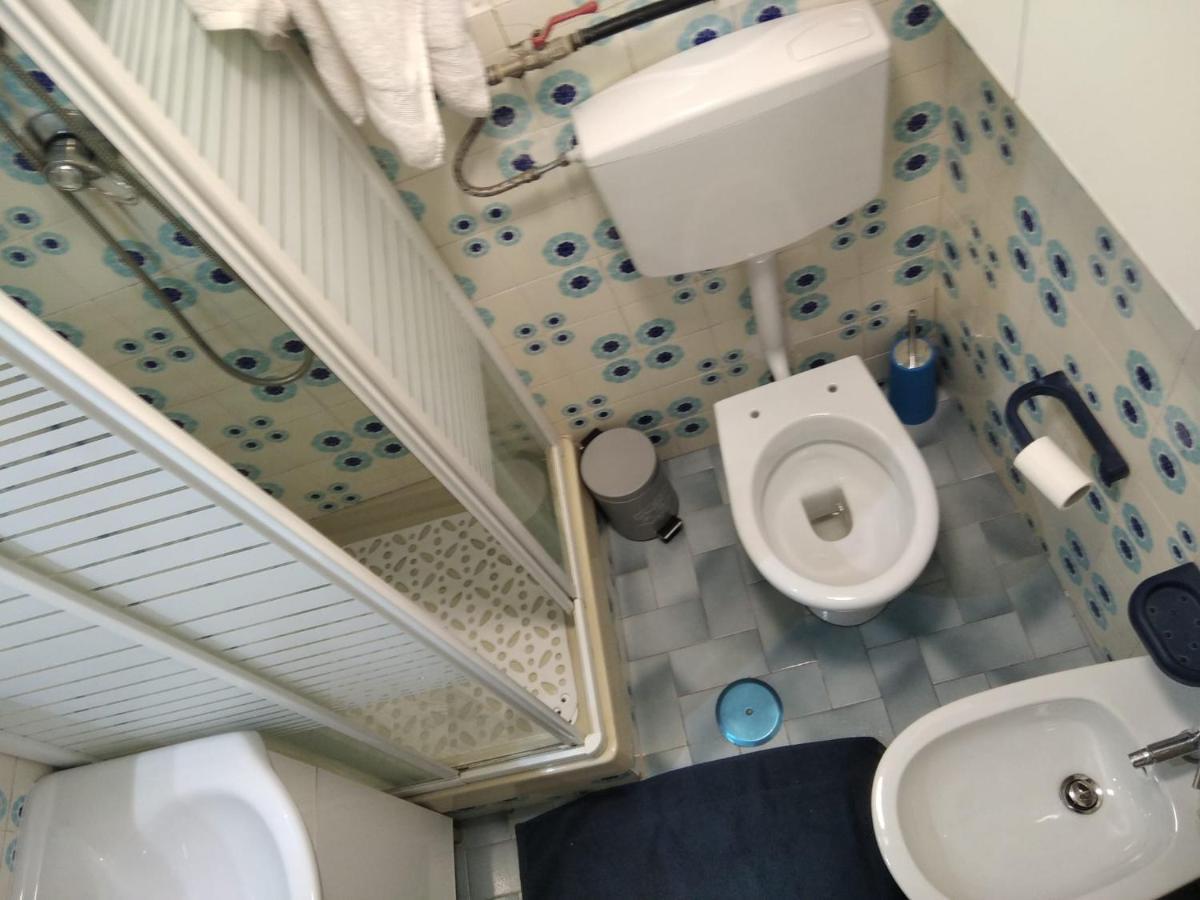 Jamila Apartment Неаполь Экстерьер фото